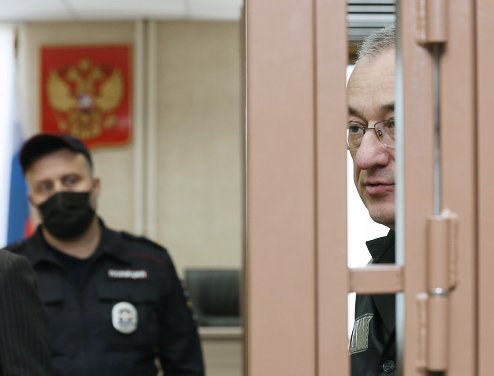 Суд признал обоснованным взыскание с экс-главы Коми Вячеслава Гайзера 828 миллионов рублей долга