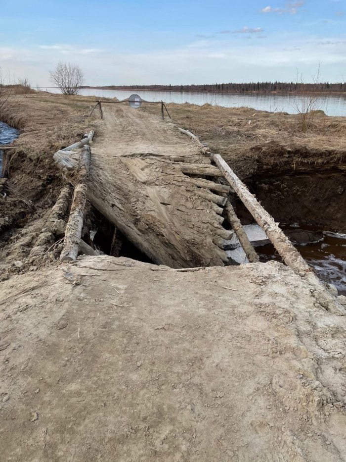 Мошъюга в западне. Безнадежное бездорожье: ижемская деревня вновь отрезана от «большой земли»